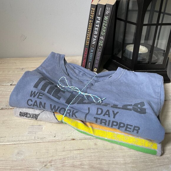 The Beatles & Pink Floyed Tee Bundle - Picture 2 of 11